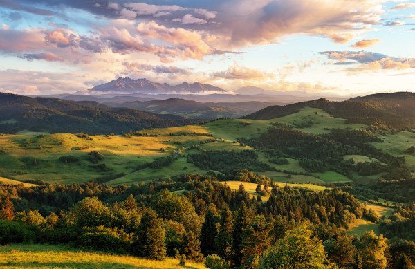 Beautiful,Summer,Landscape,In,Mountains,-,Pieniny,/,Tatras,,Slovakia